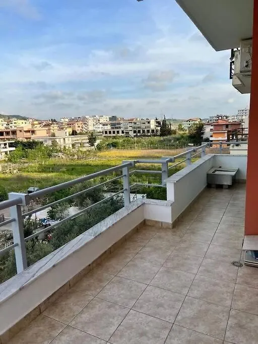 Coastal Comfort Apartment Golem